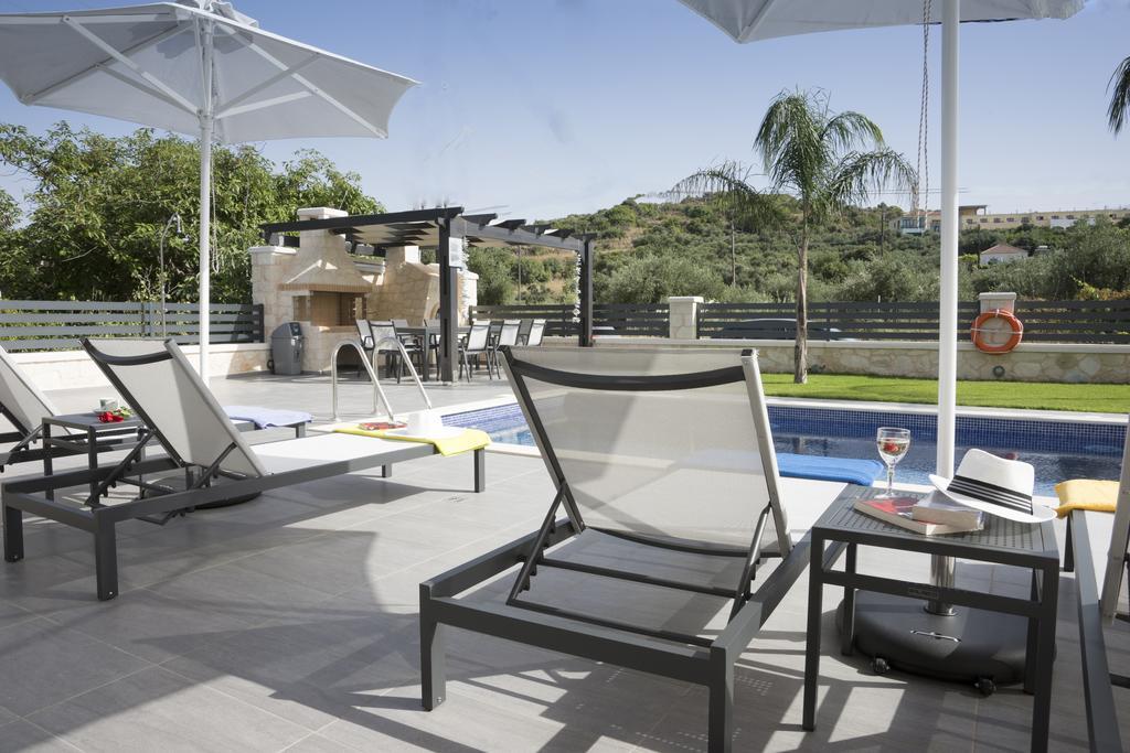 Villa-Azalea Almirida Rum bild